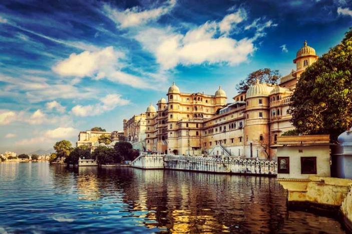 Click image for larger version

Name:	Things-To-Do-In-Udaipur-rajasthan.jpg
Views:	68
Size:	66.7 KB
ID:	142166